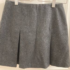 Korean brand 100% wool charcoal mini skirt.